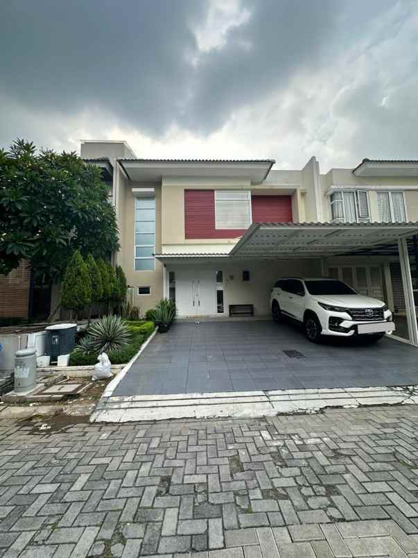 dijual rumah cluster serenade gading