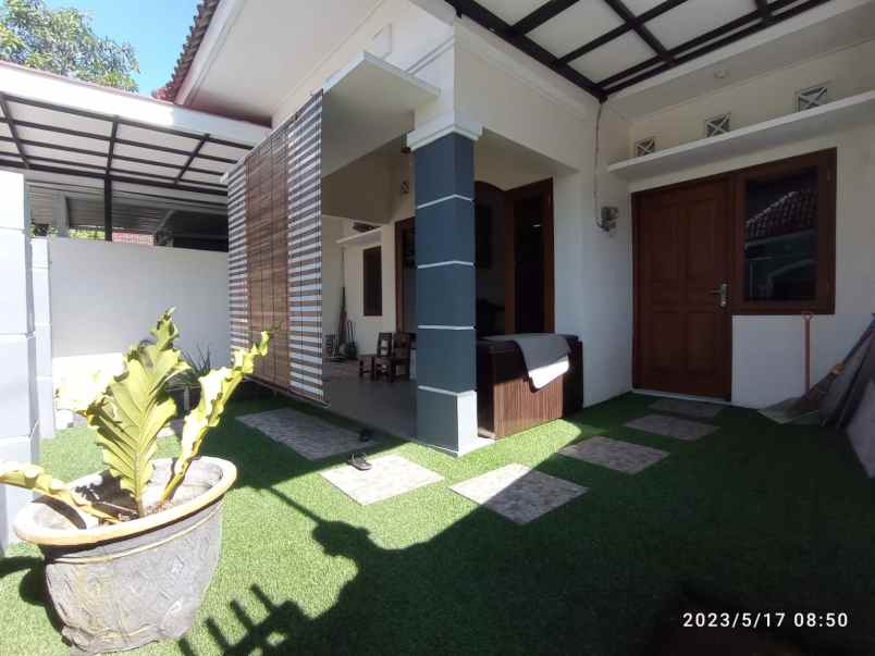 dijual rumah condong catur