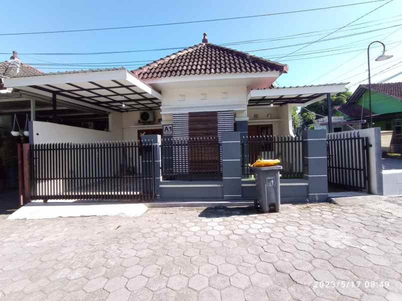 dijual rumah condong catur