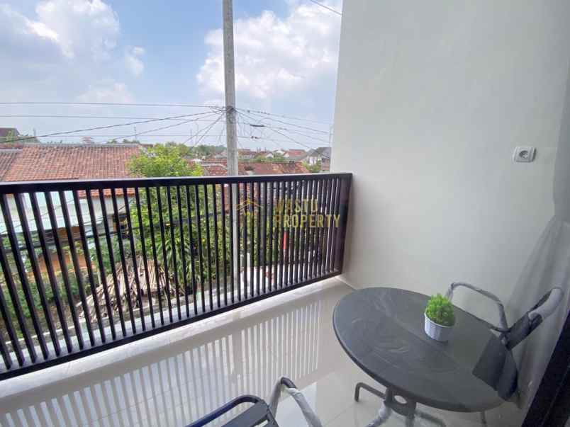 dijual rumah condongcatur depok sleman