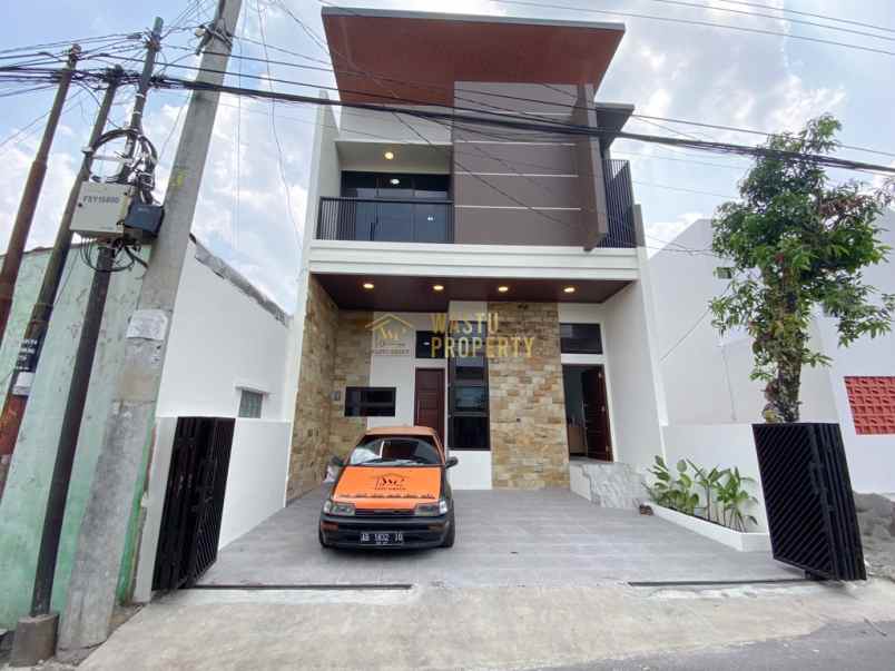 dijual rumah condongcatur depok sleman