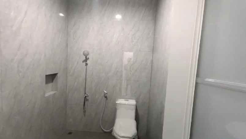 dijual rumah daan mogot kapuk