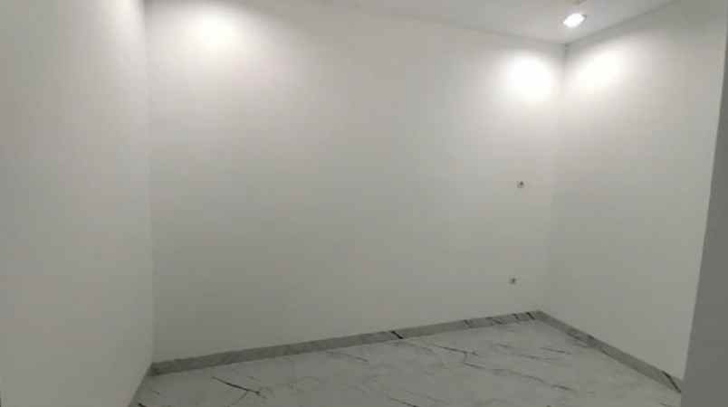 dijual rumah daan mogot kapuk