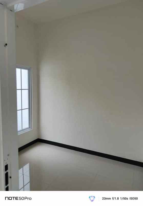 dijual rumah daerah pondok kacang