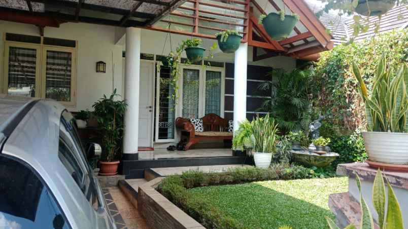 dijual rumah dago resort pakar mawar