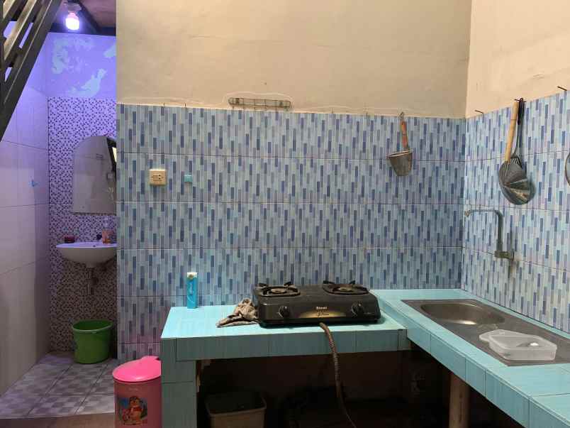 dijual rumah dan cafe di pinggir jalan raya bantul