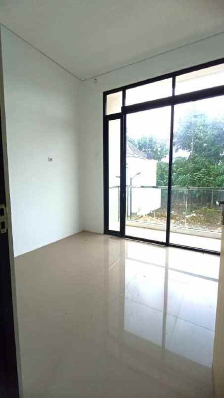 dijual rumah dekat kedungpane ngaliyan