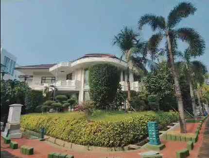 dijual rumah di bukit gading villa jakarta utara