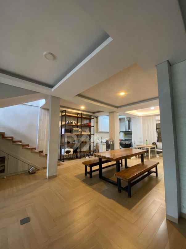 dijual rumah di graha bintaro