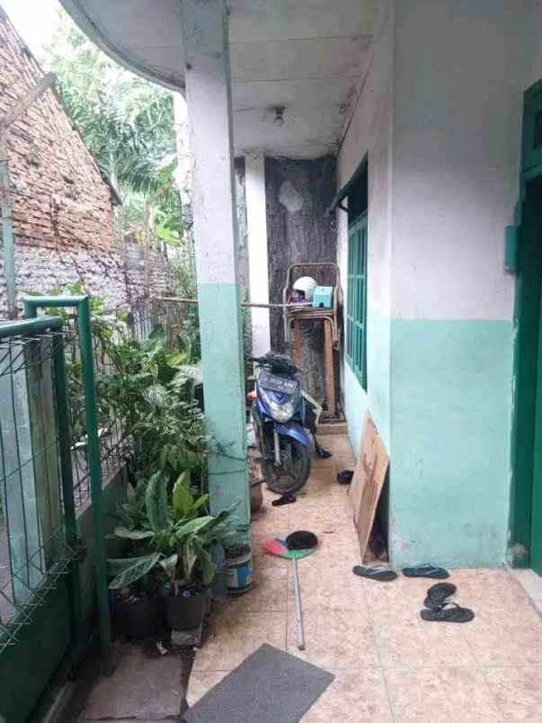 dijual rumah di kalibata timur