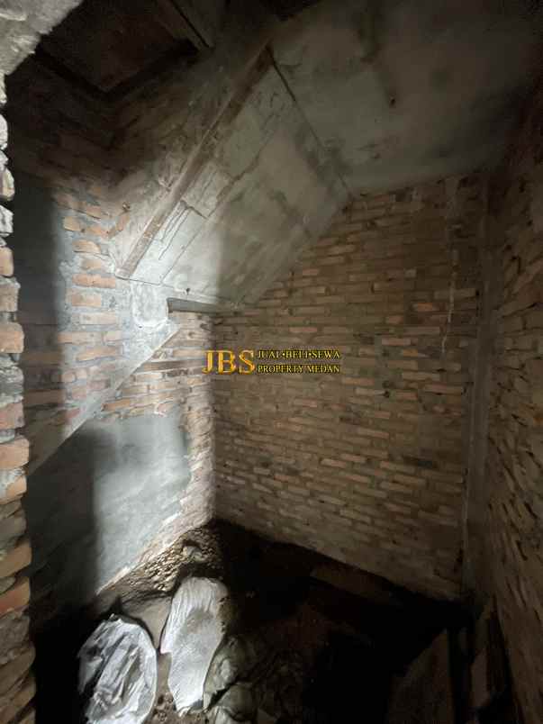 dijual rumah di komplek pandan hijau residence medan