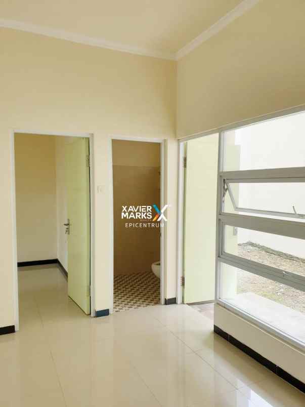 dijual rumah di ladiva greenhill menganti siap huni