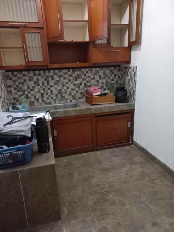 dijual rumah di legenda wisata cibubur