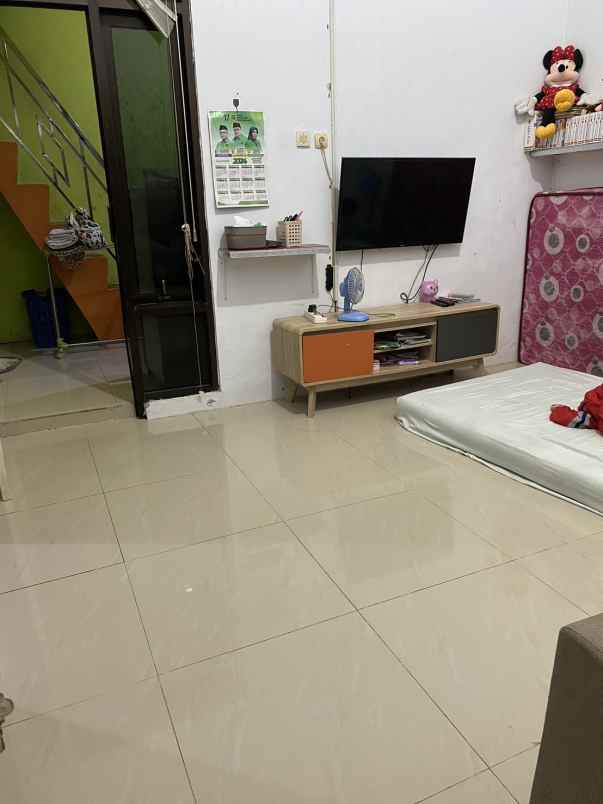 dijual rumah di subang kota cigadung