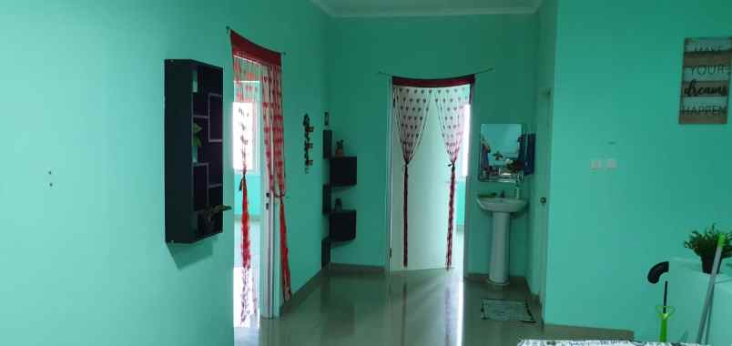 dijual rumah di taman surya 5 cengkareng jakarta barat