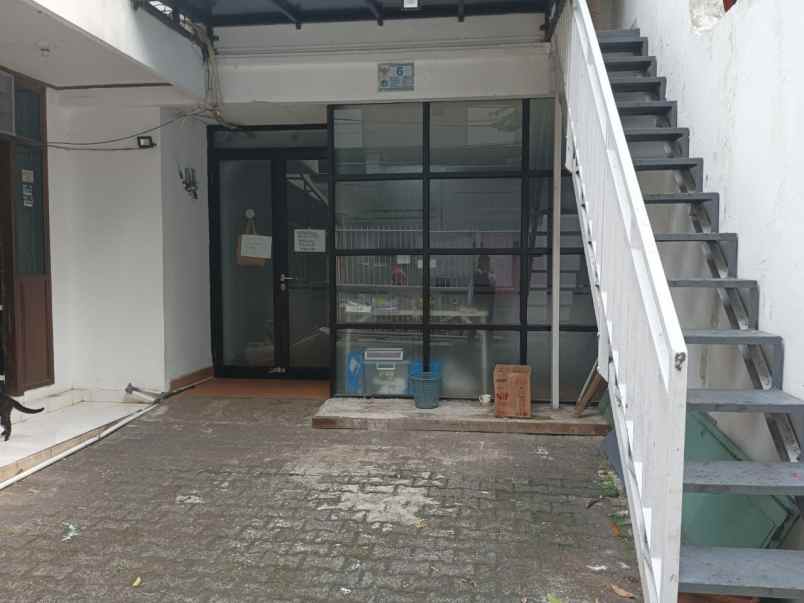 dijual rumah di tebet barat