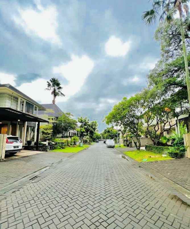 dijual rumah diamond hill citraland