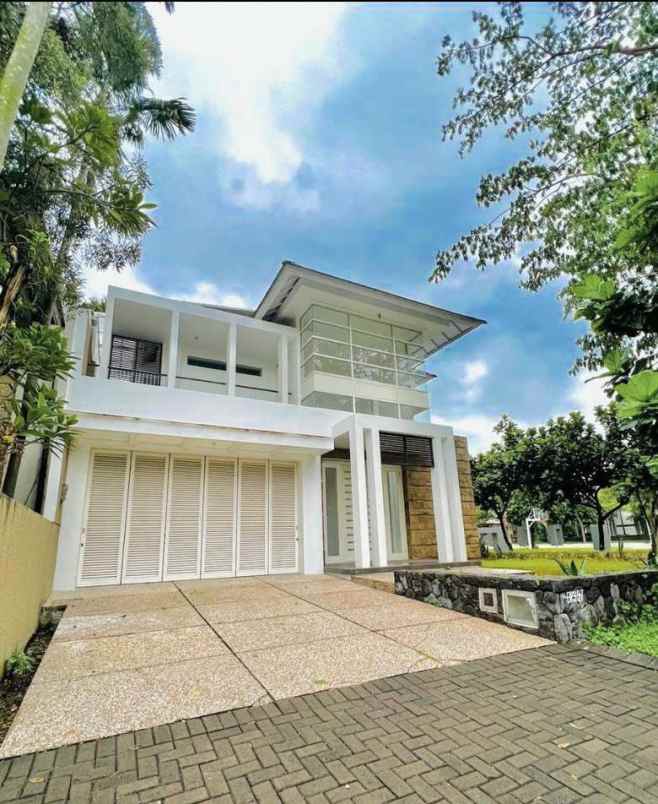 dijual rumah diamond hill citraland