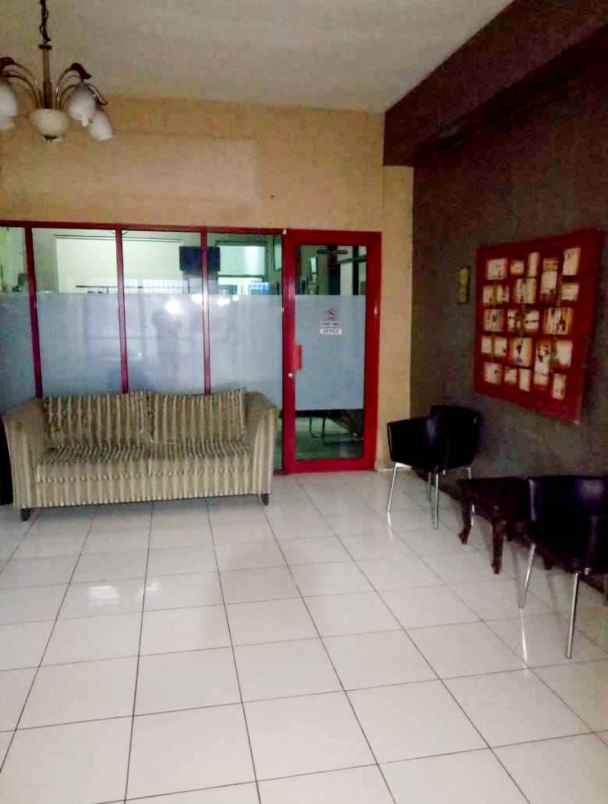 dijual rumah dukuh kramat jati jakarta