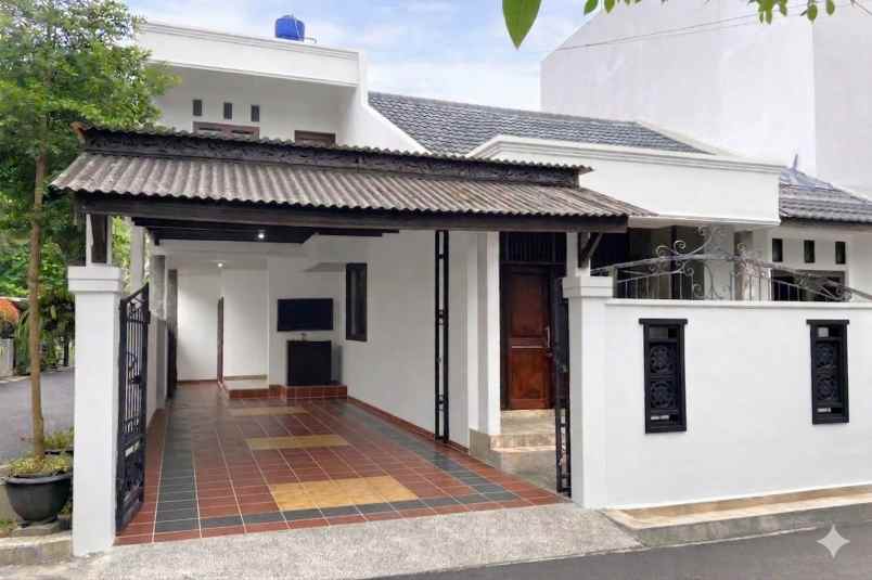 dijual rumah duren sawit