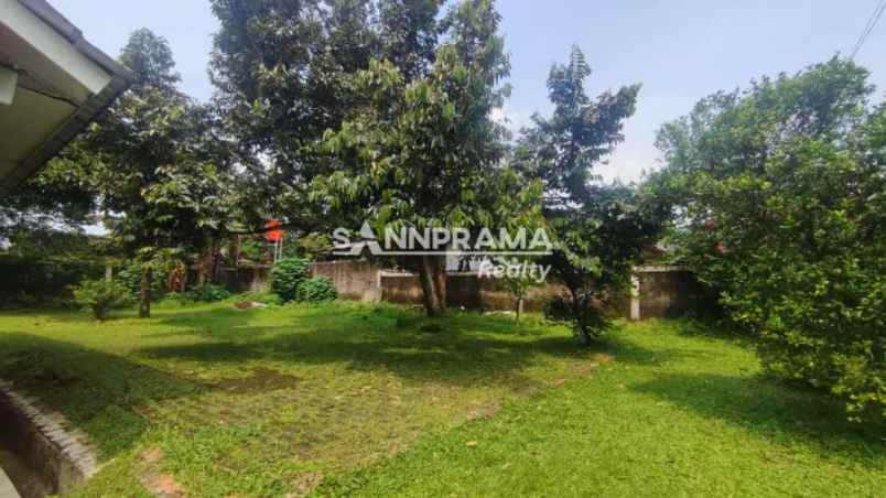 dijual rumah duren seribu