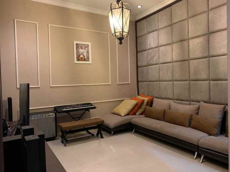 dijual rumah duren tiga pancoran