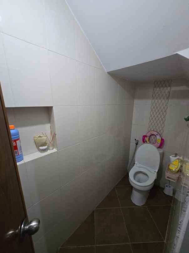 dijual rumah duri kepa kebon jeruk jakarta barat