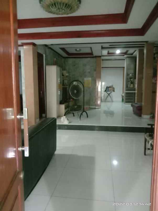 dijual rumah gading griya residence