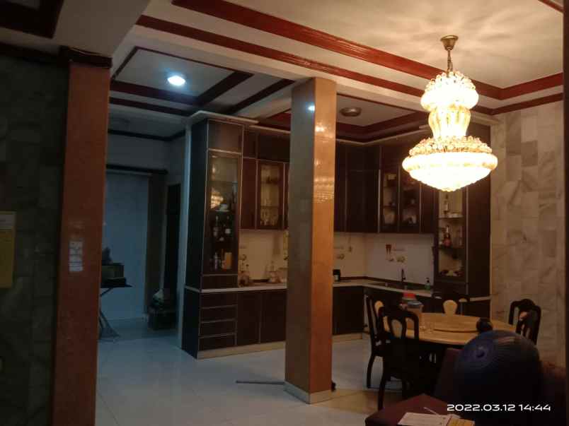 dijual rumah gading griya residence