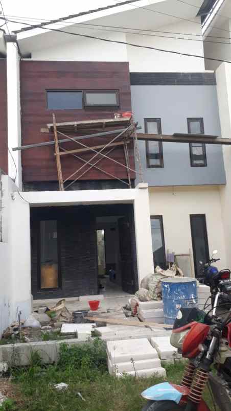 dijual rumah gading indah