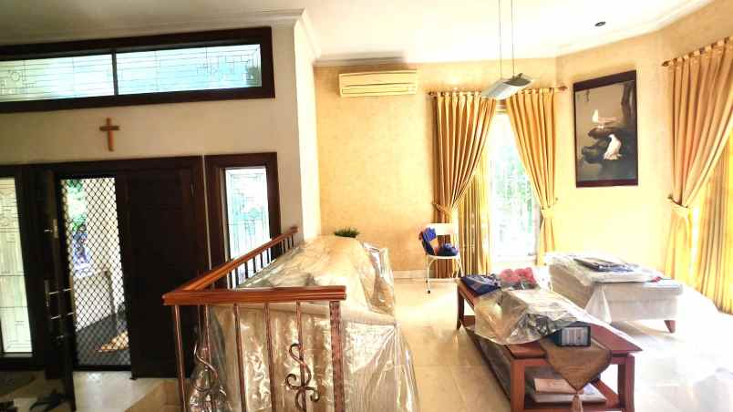 dijual rumah gading raya kelapa gading