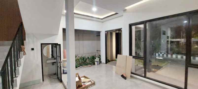 dijual rumah gayungsari barat surabaya