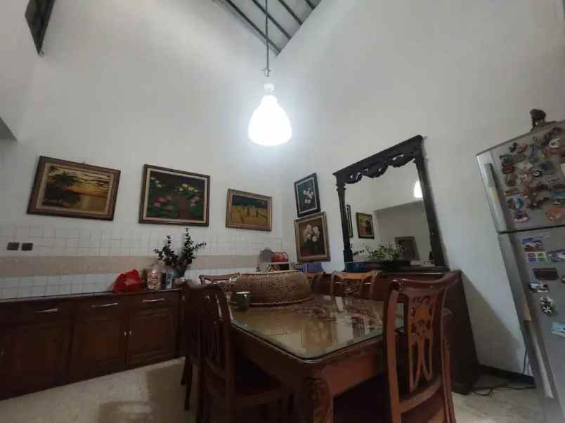 dijual rumah gedung sucofindo jln raya