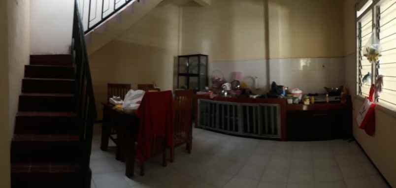 dijual rumah gkb gresik 1 5 lantai