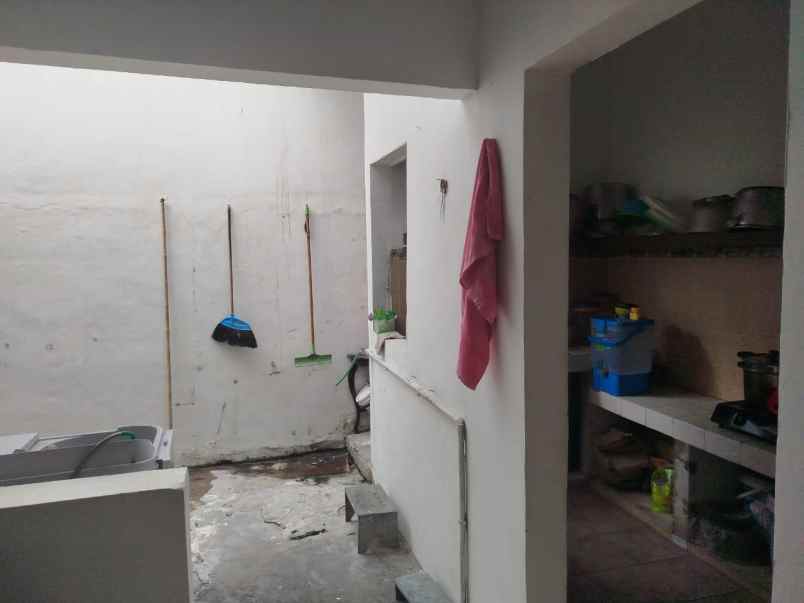 dijual rumah griya kebraon