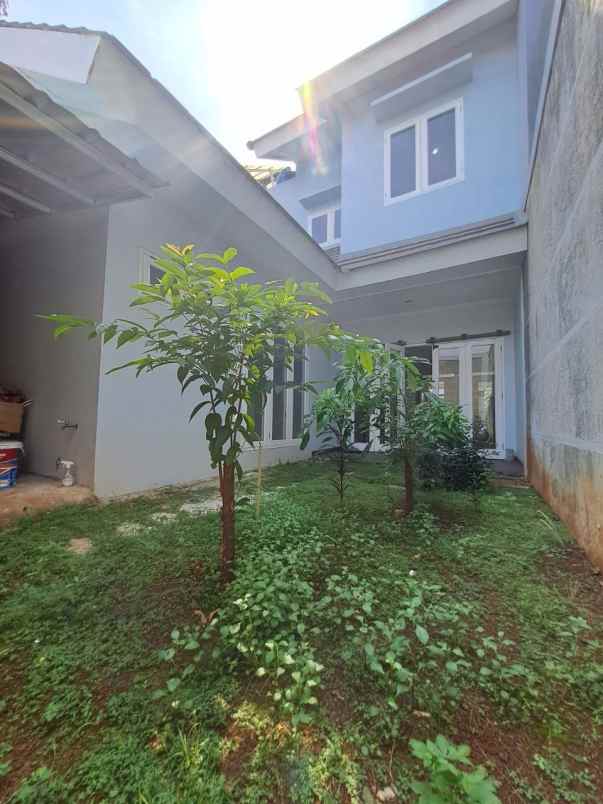 dijual rumah harapan indah