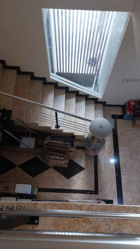 dijual rumah harapan indah cluster asia