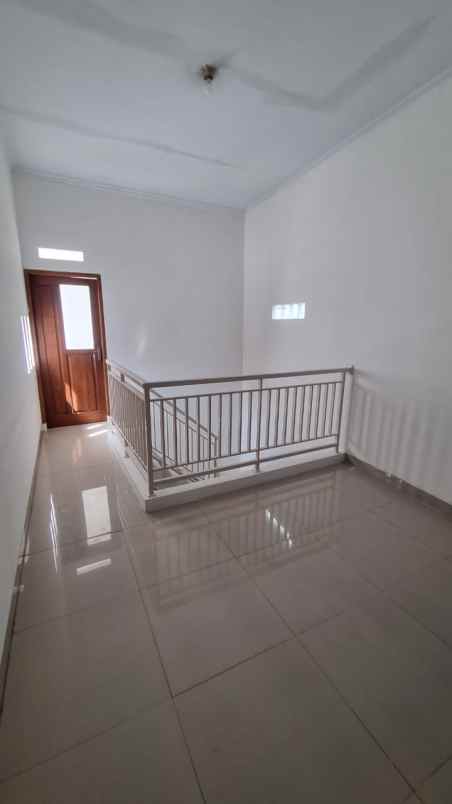 dijual rumah jagakarsa