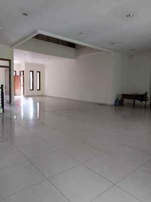 dijual rumah jalan bangka viii jakarta