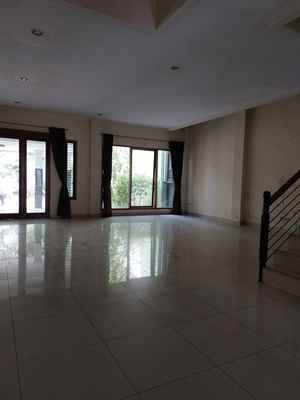 dijual rumah jalan bangka viii jakarta