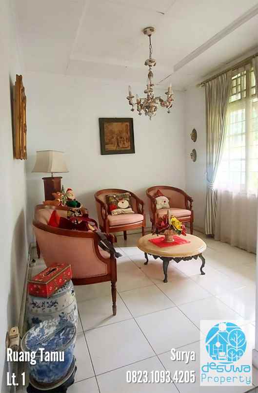 dijual rumah jalan cut nyak dien 1