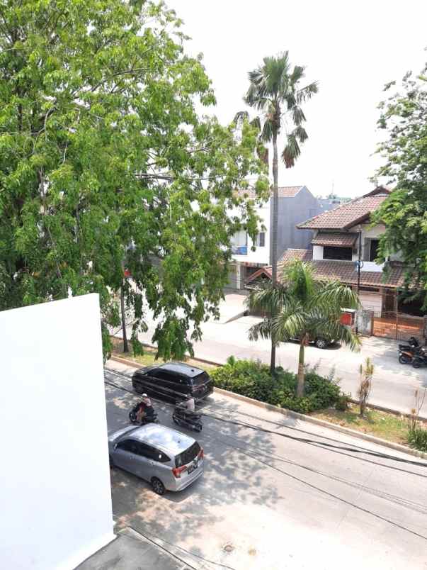 dijual rumah jalan harapan indah raya