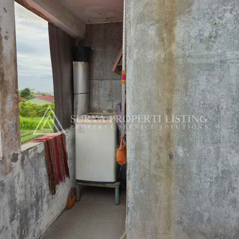 dijual rumah jalan monel anwar