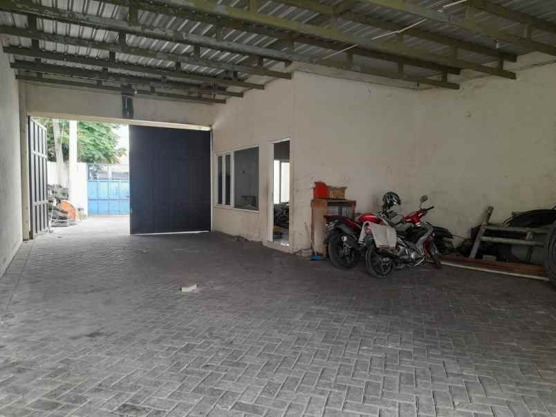 dijual rumah jalan pesapen