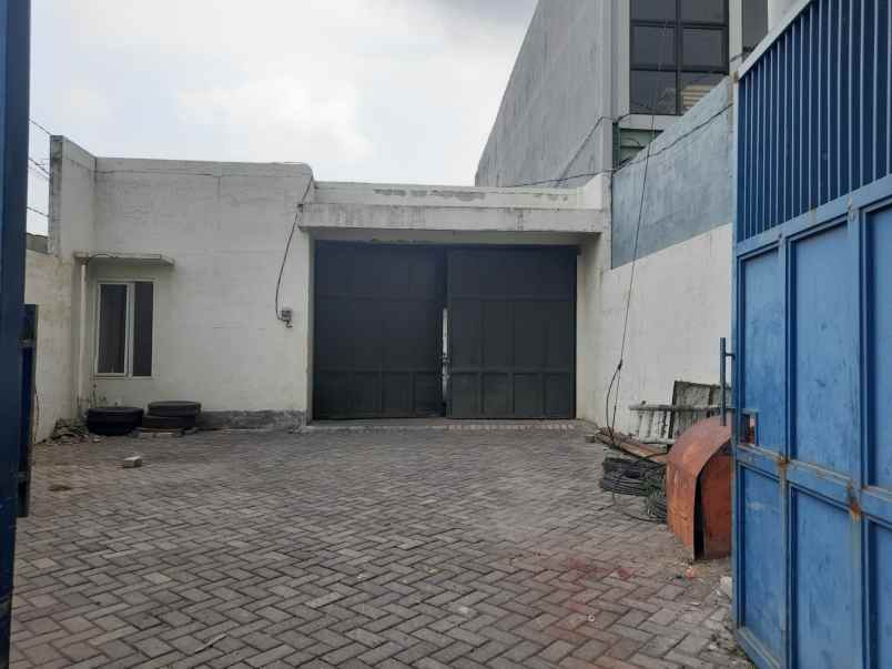 dijual rumah jalan pesapen