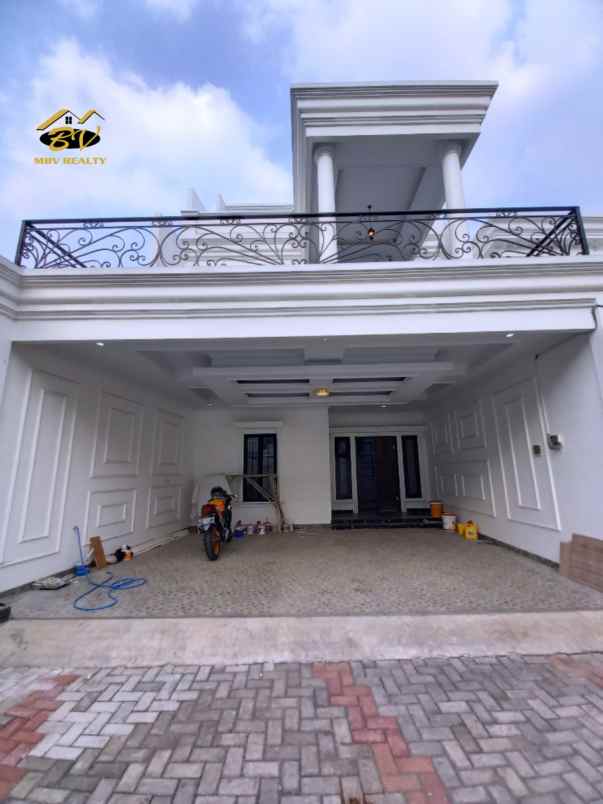 dijual rumah jalan raya jagakarsa