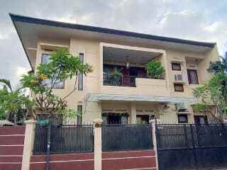 dijual rumah jalan tebet timur jakarta