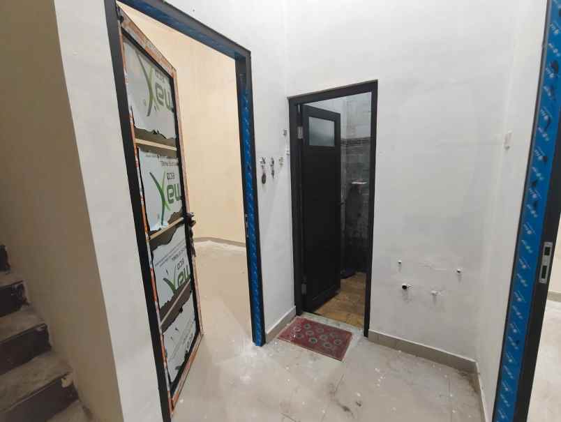 dijual rumah jambangan