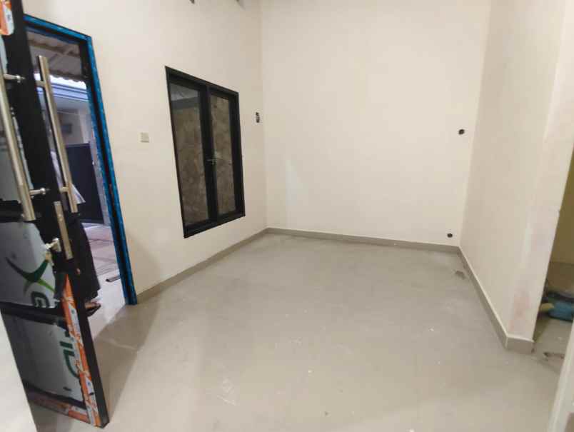 dijual rumah jambangan