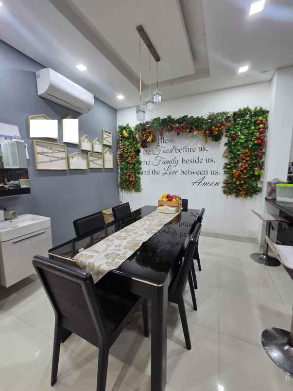 dijual rumah janur elok kelapa gading